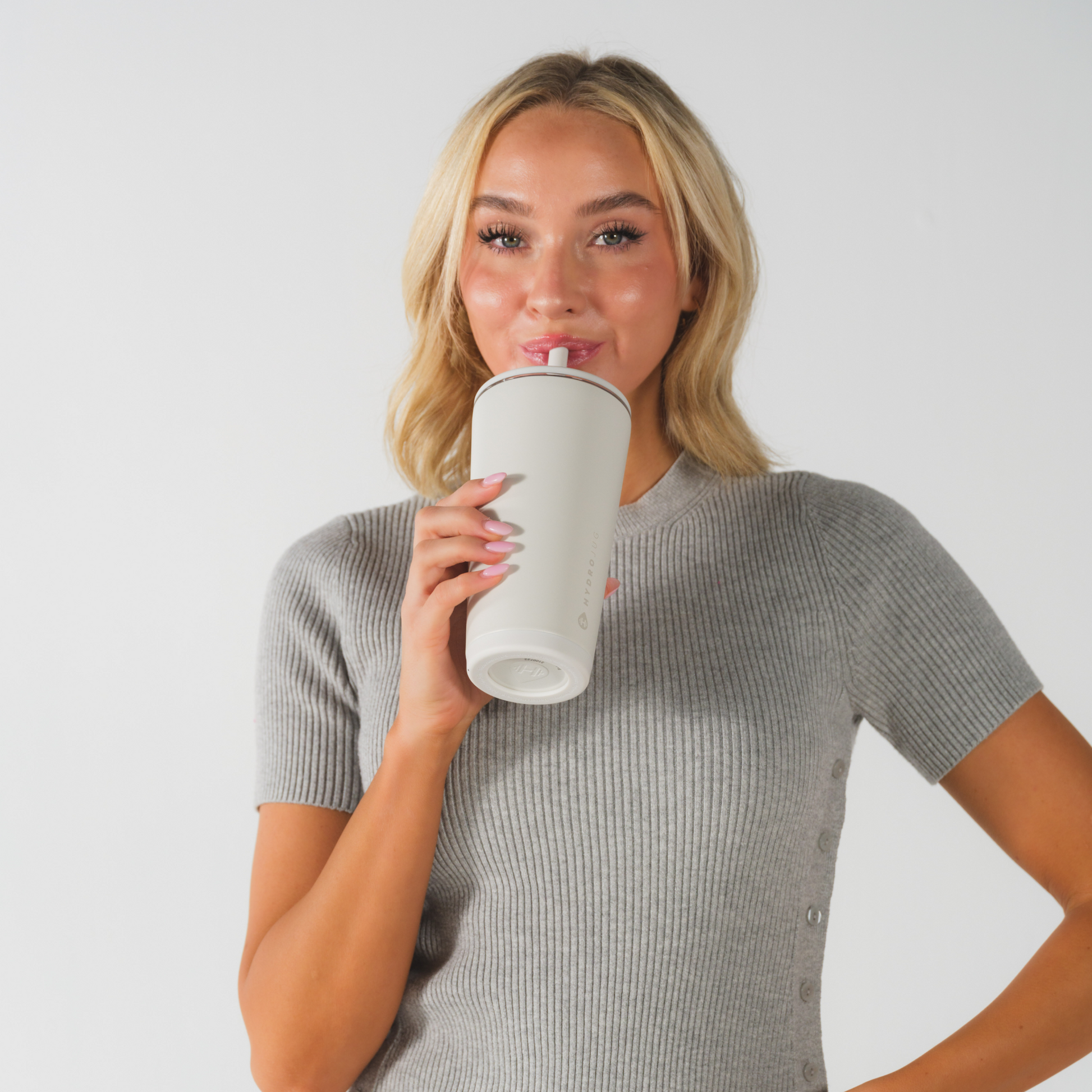 linen-20oz-592ml-g7 EverydayTumbler20oz.-Linen-WPI-1_1.png