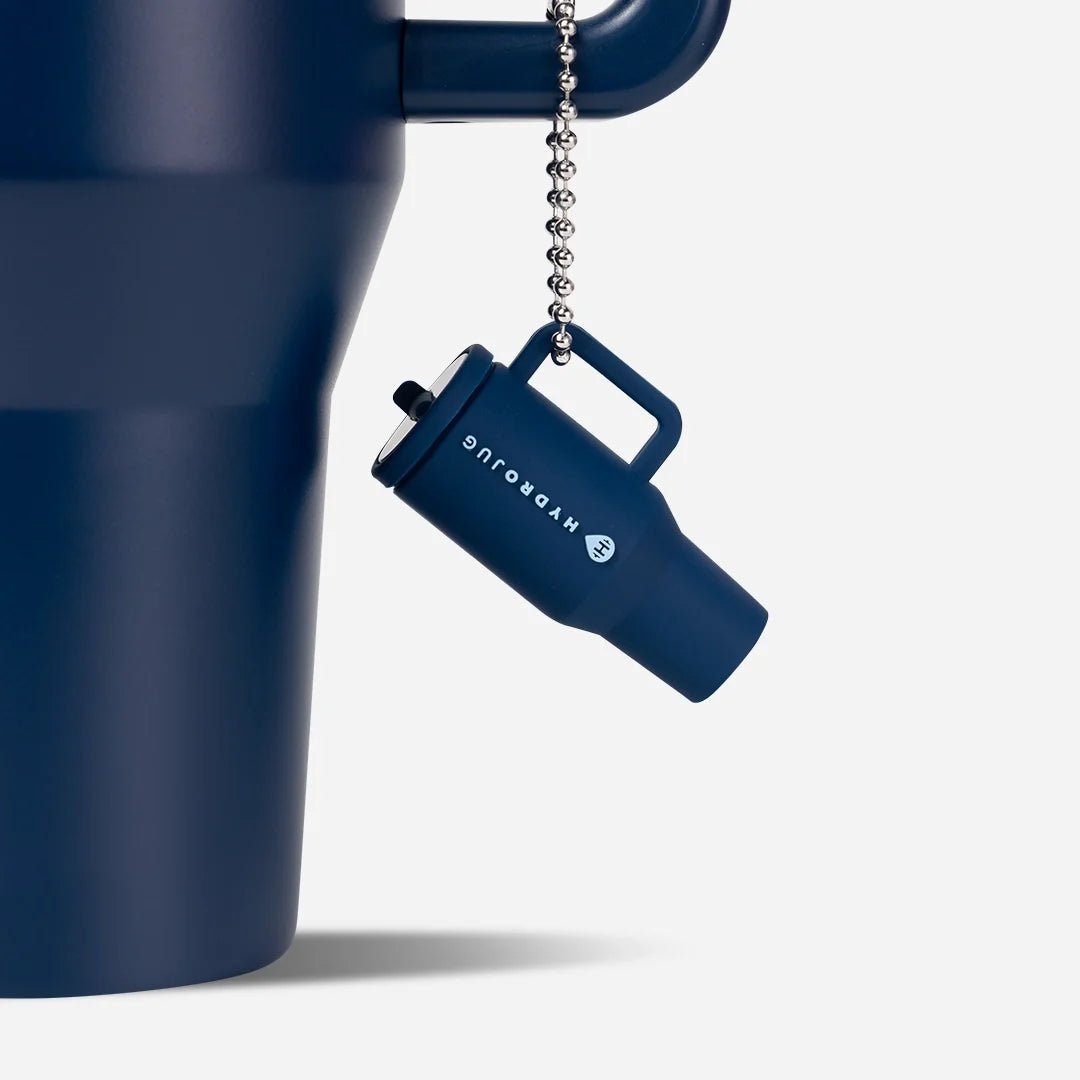 traveler-keychain-z0 Web-TravelerKeychainPhotos-Navy2.webp